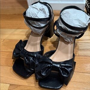 TOP Moda Black Bow Heels
